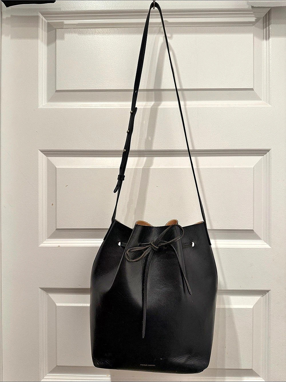 Mansur Gavriel Large Bucket Bag Leather in Black